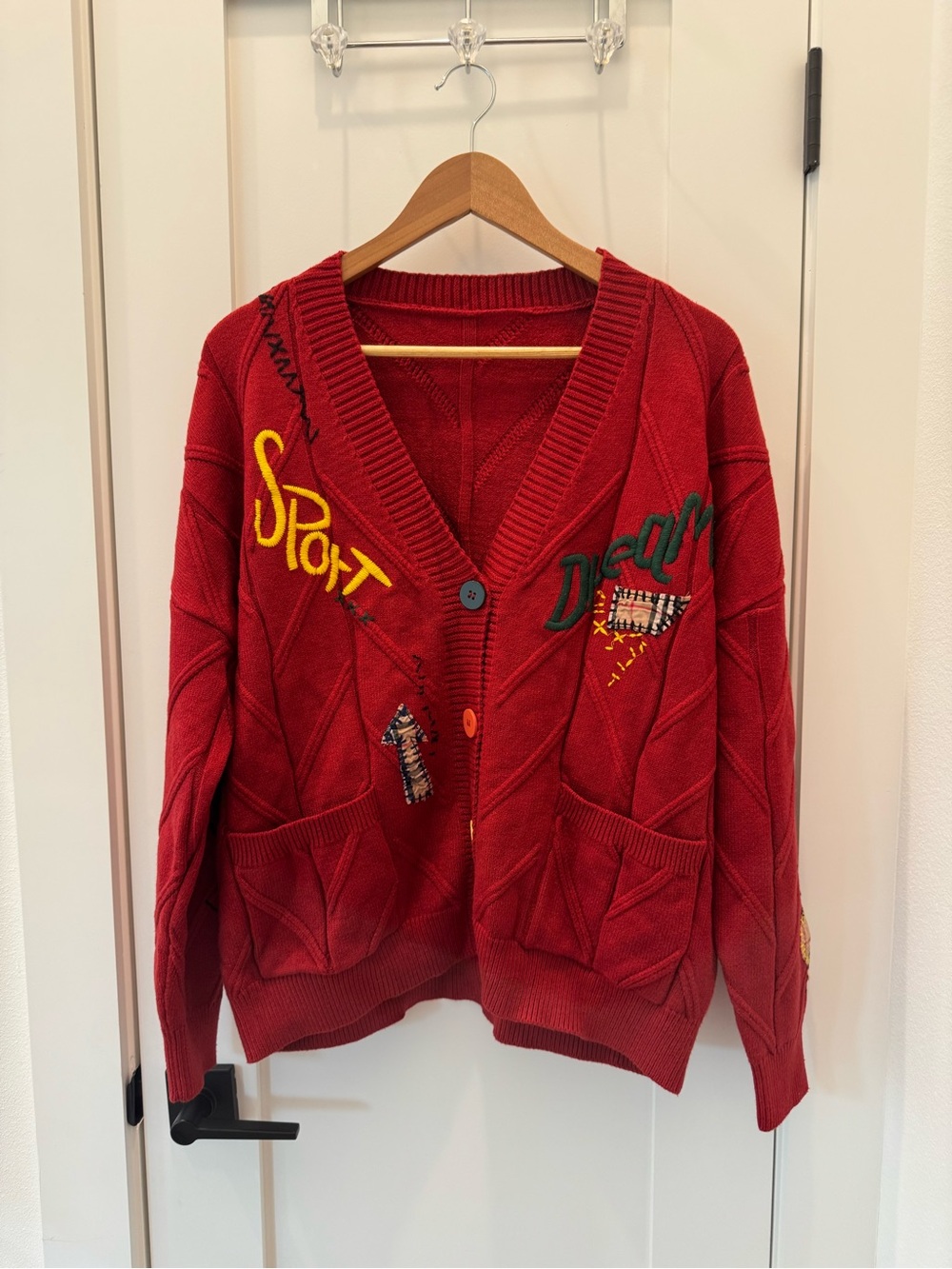 Red Embroidered V-Neck Cardigan Sweater Large women’s